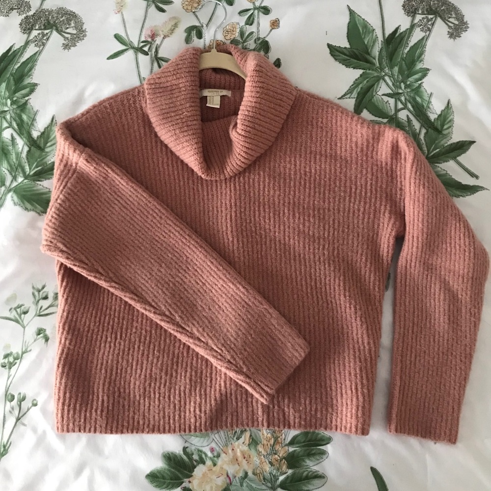 Knit sweater blush pink